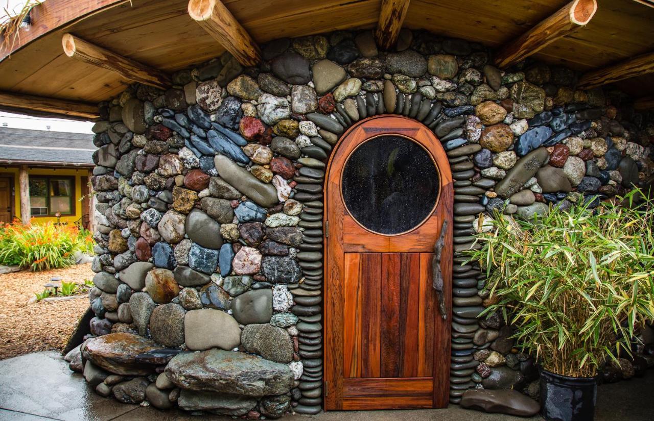 The Front Porch Hidden Oasis Hotel Arcata Exterior photo