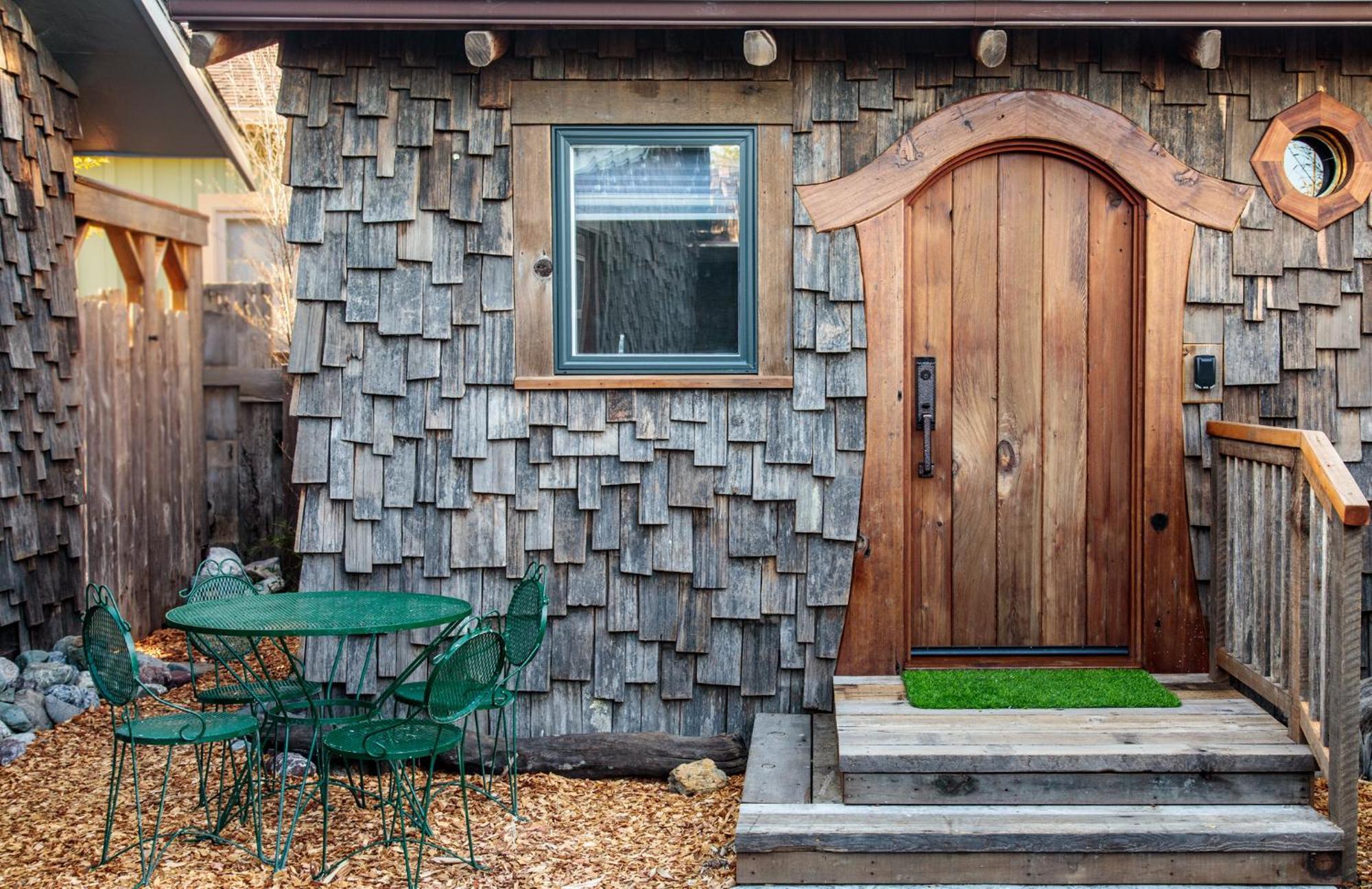 The Front Porch Hidden Oasis Hotel Arcata Exterior photo