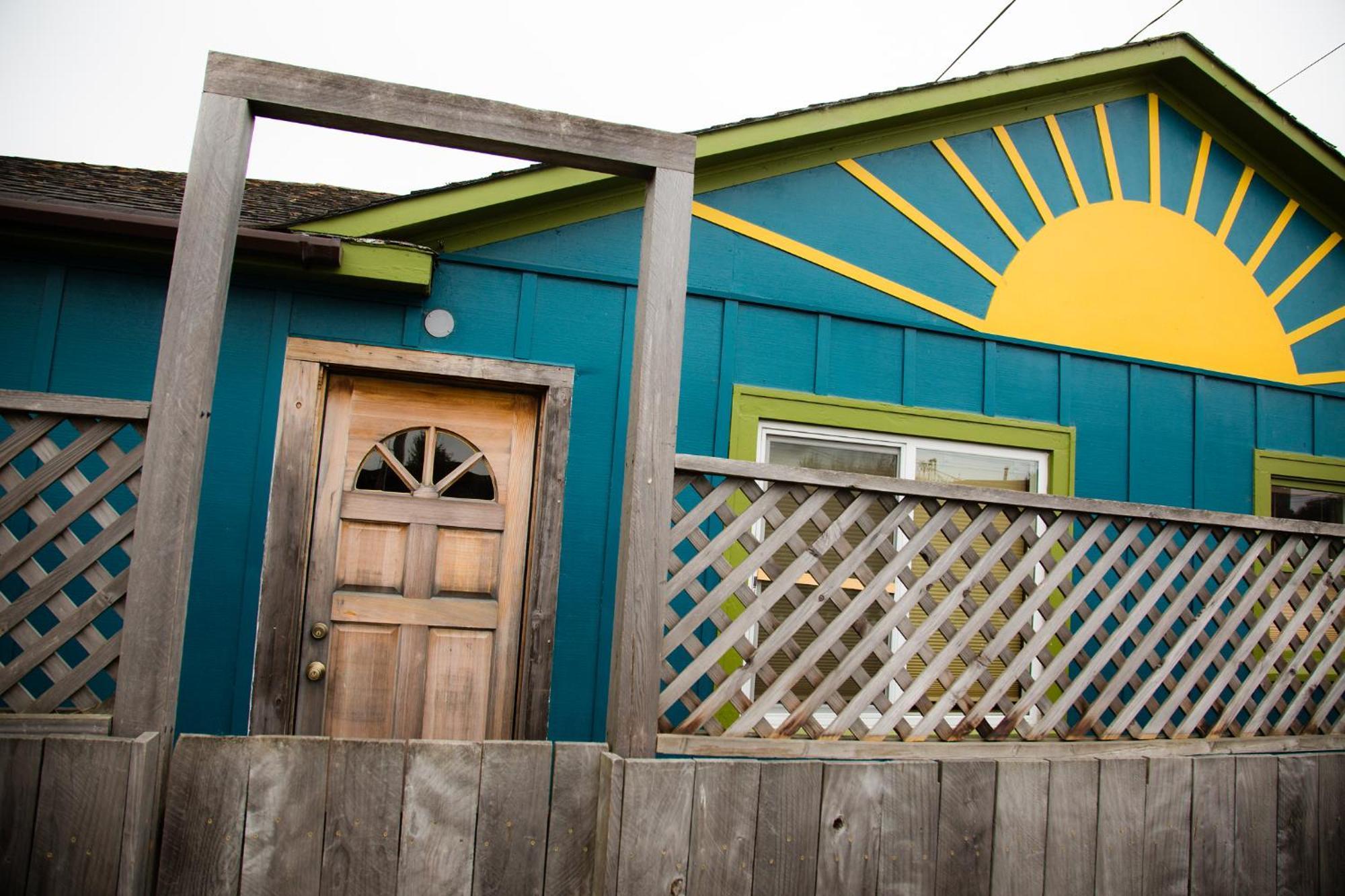 The Front Porch Hidden Oasis Hotel Arcata Exterior photo